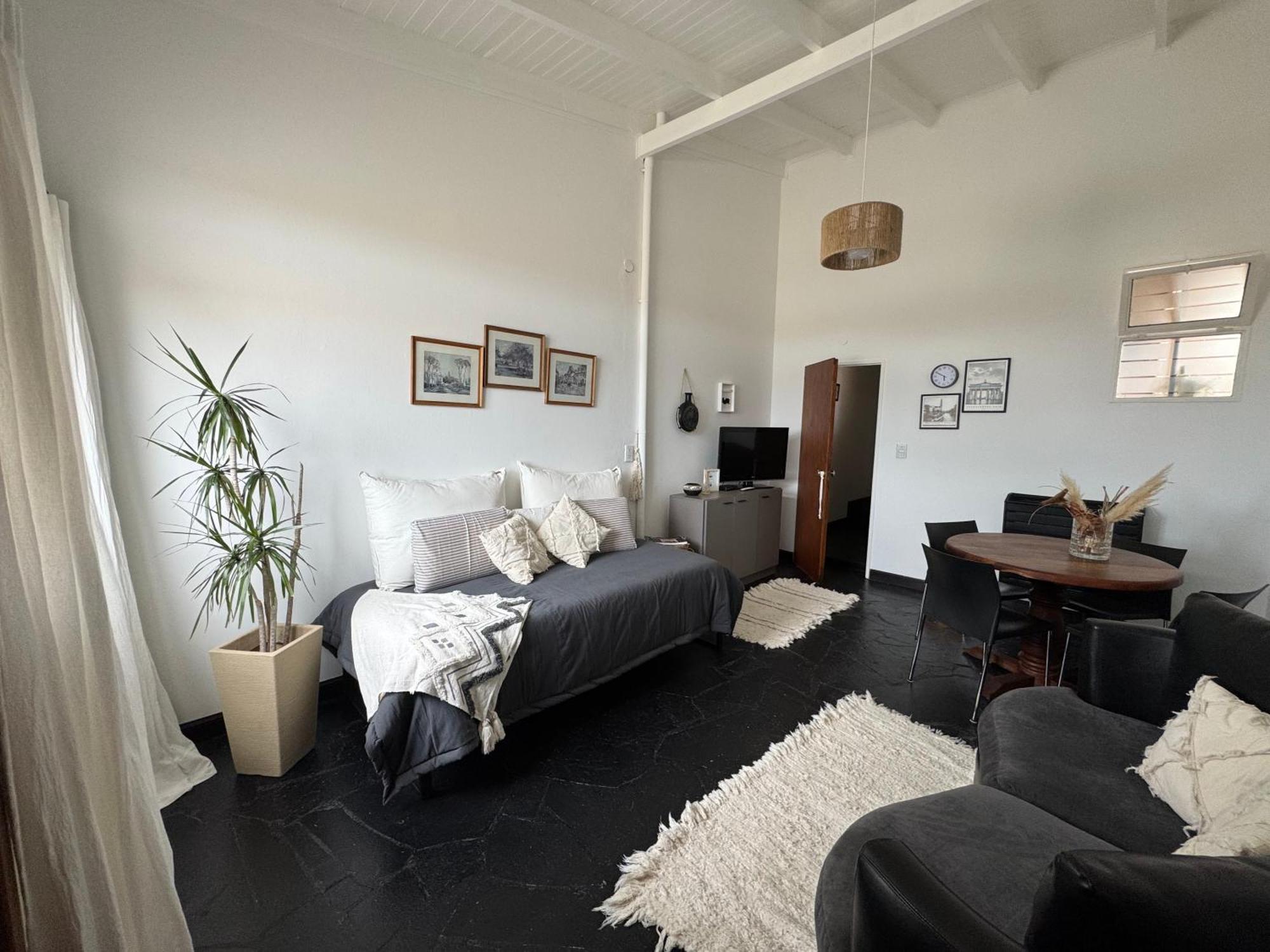 El Garaje Apartment *